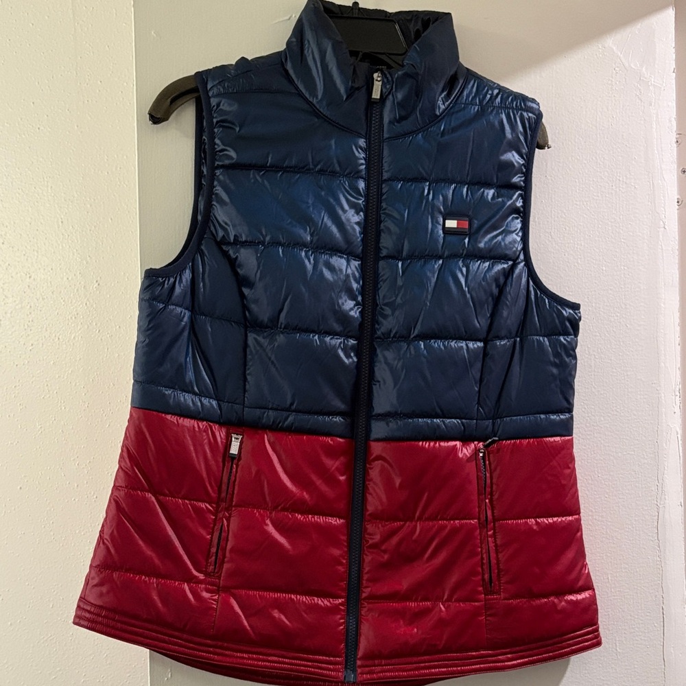 Tommy Hilfiger Women's Navy and Crimson Puffer Vest NWOT